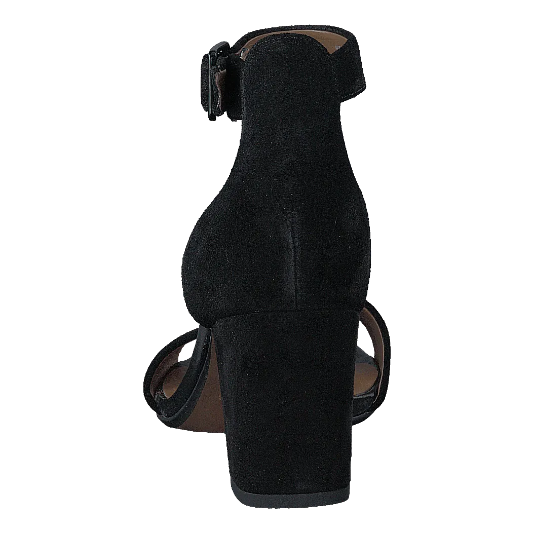Deva Mae Black Sde